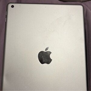 iPad 6th gen (2018) 32gb